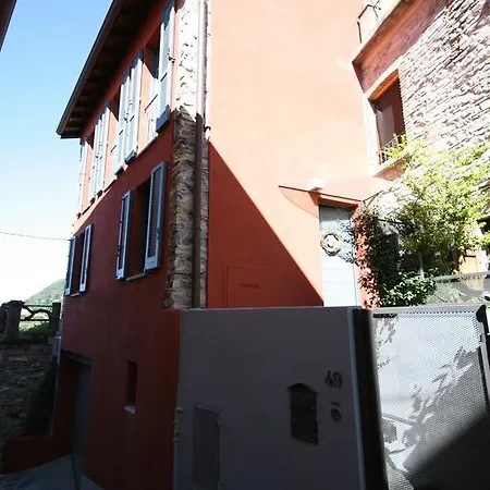 Casa Rossa - Bymyhomeincomo Semesterbostad Cernobbio