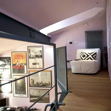 Casa Rossa - Bymyhomeincomo בית נופש *