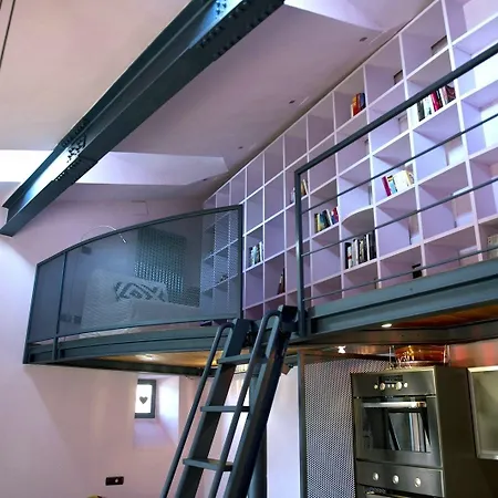 Casa Rossa - Bymyhomeincomo * צ'רנוביו