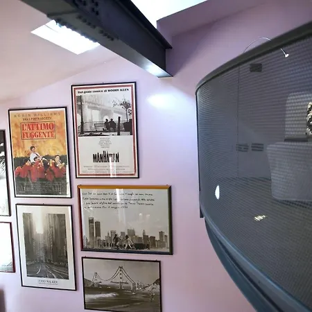 בית נופש Casa Rossa - Bymyhomeincomo *