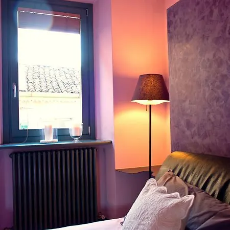 Casa de Férias Casa Rossa - Bymyhomeincomo Cernobbio